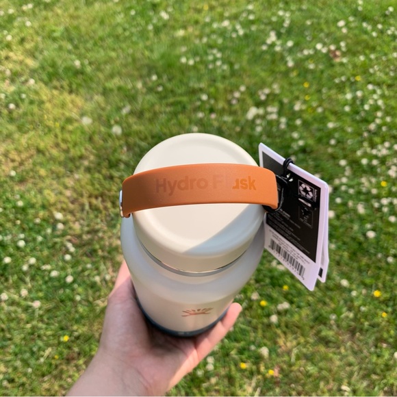 Last one! Special Edition Whole Foods HydroFlask - Sandalwood 32 oz Wide Mouth - Picture 4 of 13